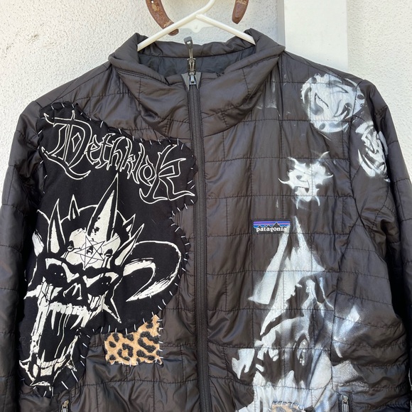 NWOT Women's Patagonia Goth Custom Nano Puff Jacket (Large) - Picture 6 of 6